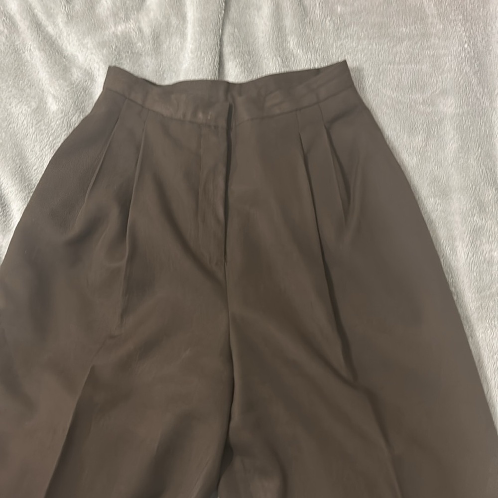 Vintage 1980s Kishi Olive Green Blazer and Trouser Set - Picture 13 of 14